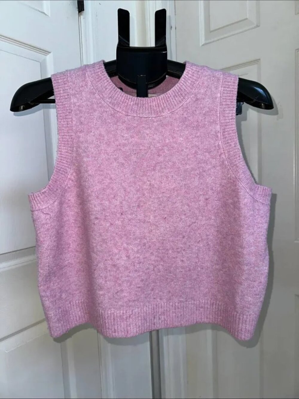 Universal Thread Crop Sweater